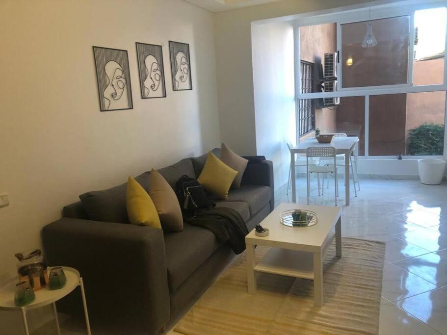 Appartement Center De Gueliz Avec Piscine Marrakesh Extérieur photo